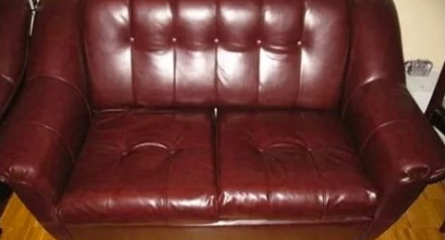 Обивка дивана кожей. Туапсе